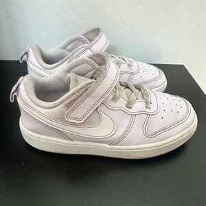 Nike Court Borough Low Toddler Size 10C Light Purple Velcro Sneakers